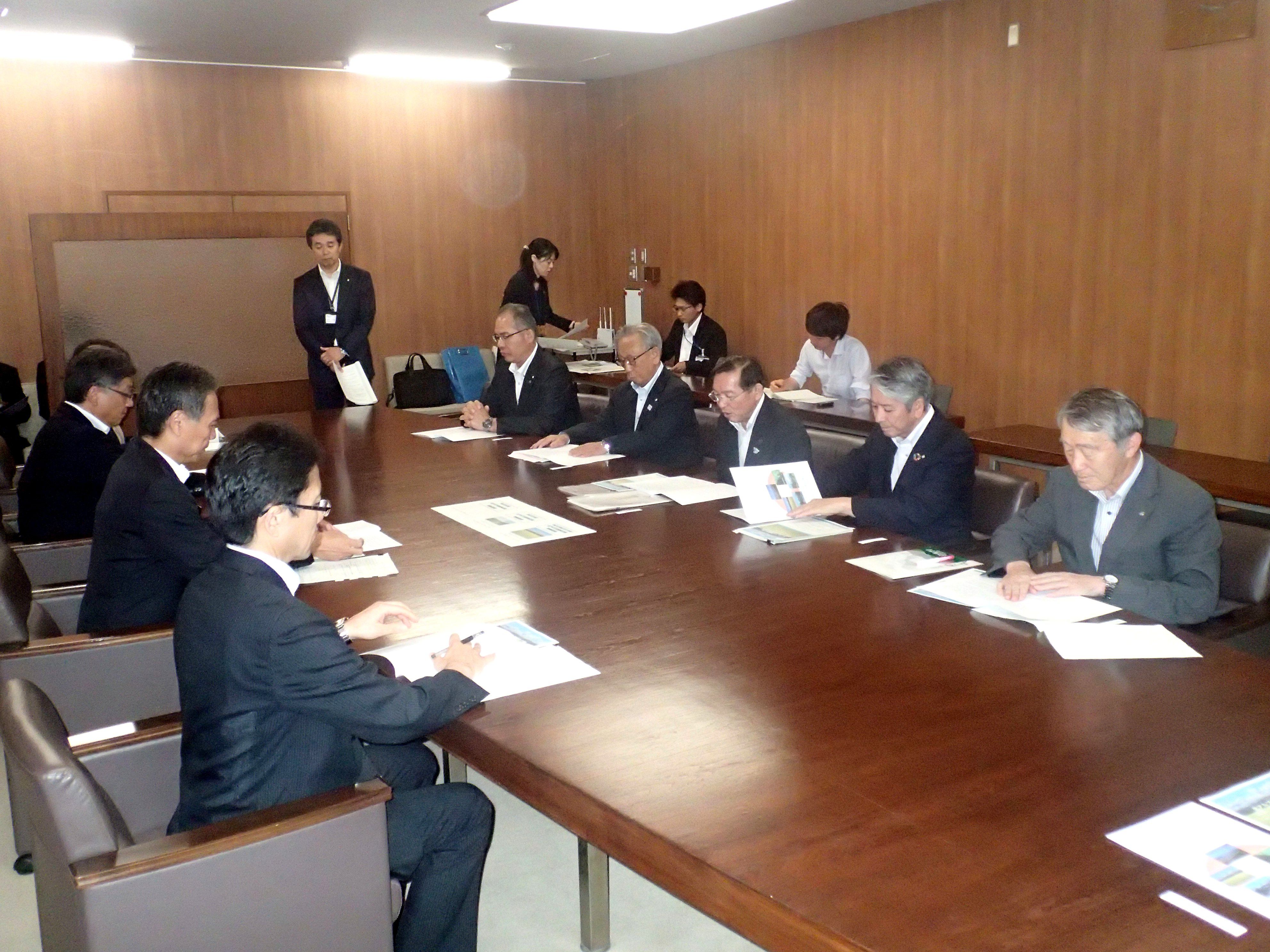 大北５市町村長から阿部知事に県による支援継続を要望