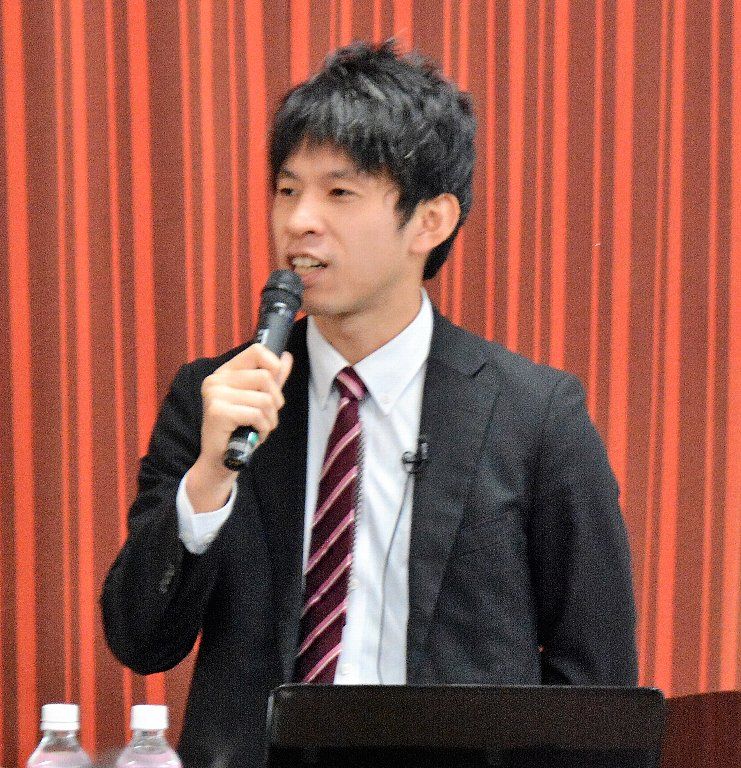講師の藤本元太さん（前白馬村副村長）