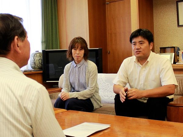 9人制バレーボール「大町クラブ」が全国大会男女アベック出場を報告
