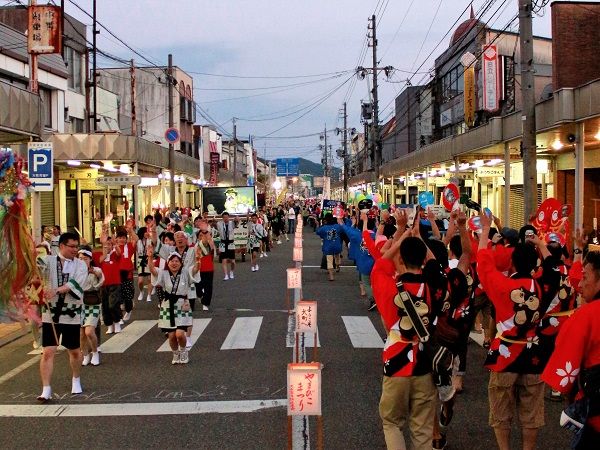 「踊れや　それ！　それ！」　第40回大町やまびこまつり3