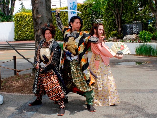 時空を越え、佐々成政がお出迎え　立山黒部アルペンルート おもてなし武将隊をＰＲ1