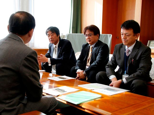 大町商工会議所が国際芸術祭アンケートをまとめ報告