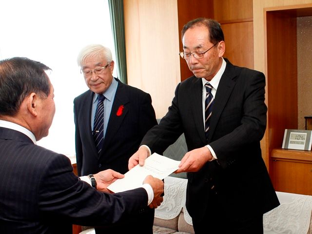 下水道と農業集落排水施設の使用料据え置きを答申