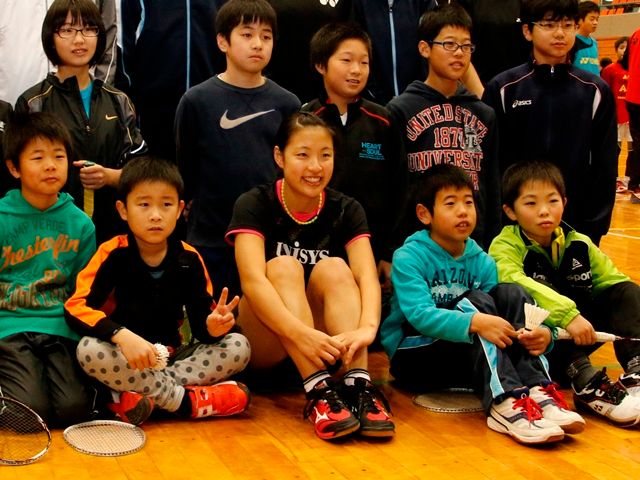 奥原希望さん　地元で子どもたちと交流