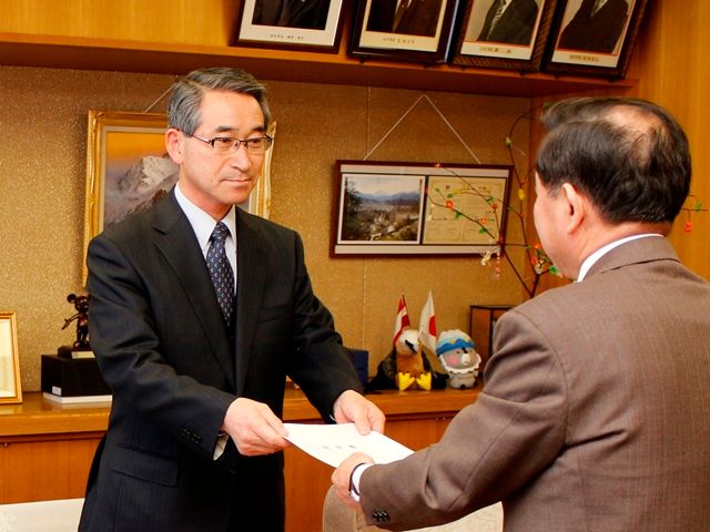美麻の地域づくりに向け意見書を提出