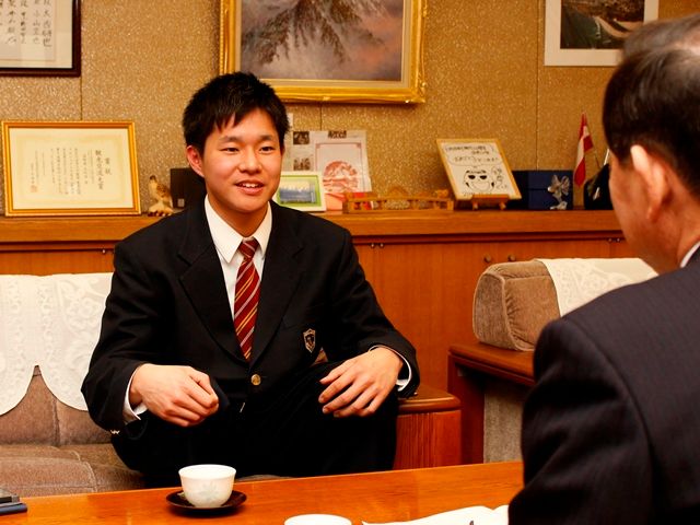 宮坂さん全国高校バドミントン大会出場へ