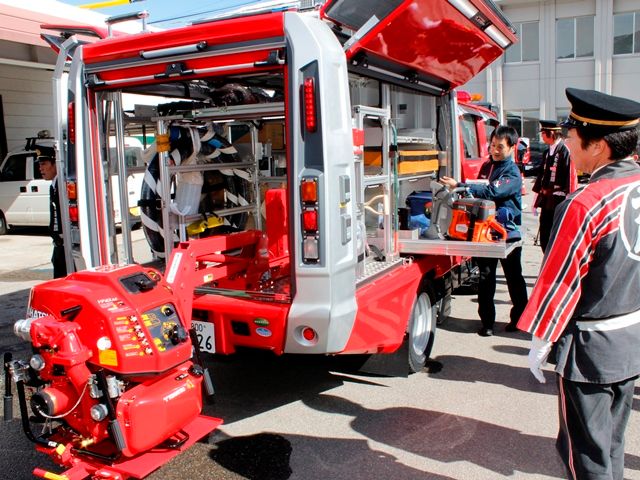消防庁が車両を初貸与