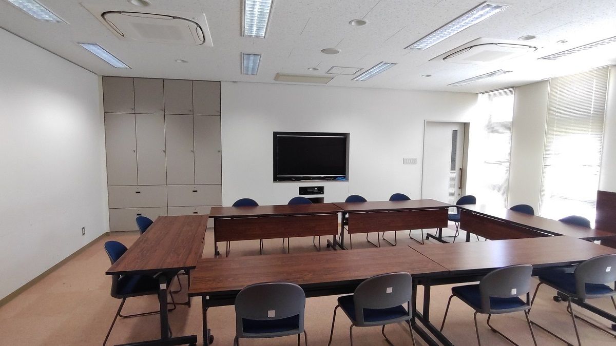 テレビ会議室写真